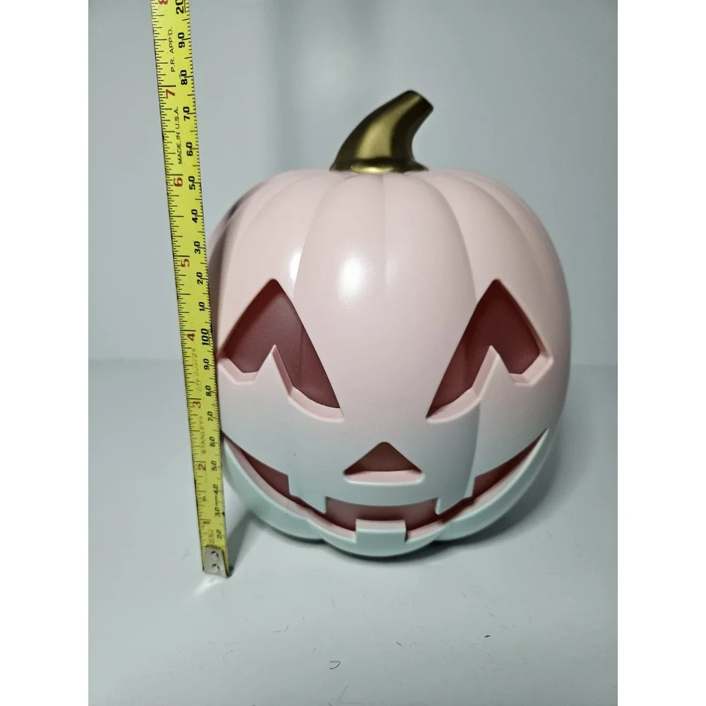 Target Bullseye Playground Pink Ombre Light Up Pumpkin Jack O Lantern Halloween
